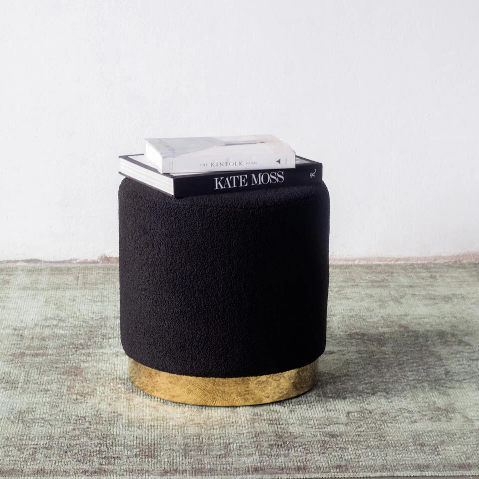 Giga Meubel Teddy Poef Zwart - Met Gouden Onderstel - Poef Quinty 3 Giga Meubel Teddy Poef Zwart - Met Gouden Onderstel - Poef Quinty - Afbeelding 3